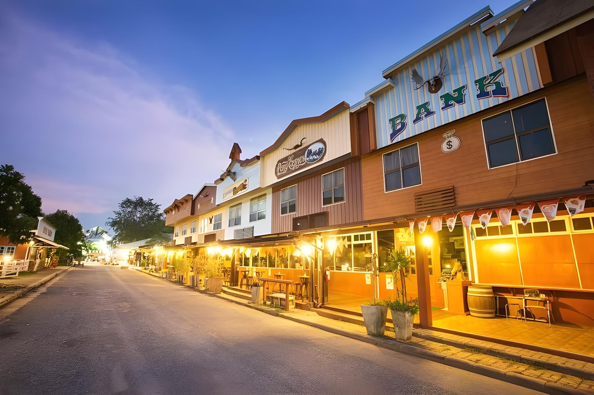 Thongsomboon Club Hotel 8/35