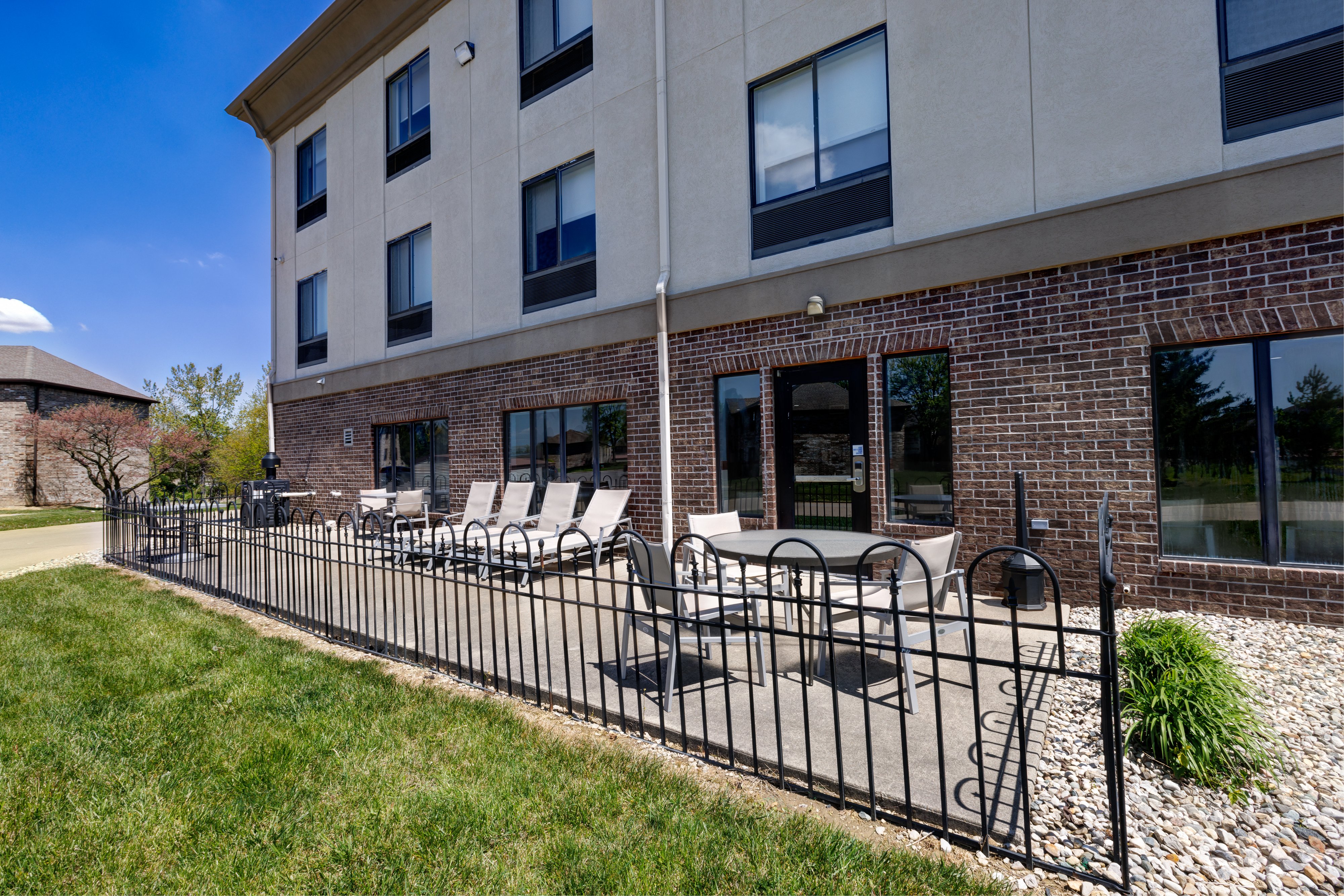 Holiday Inn Express Hotel And Suites Shelbyville Indianapolis 68/71