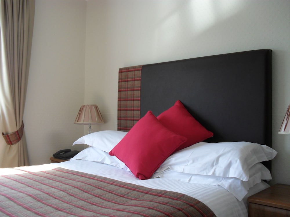 Albany Hotel 2/39