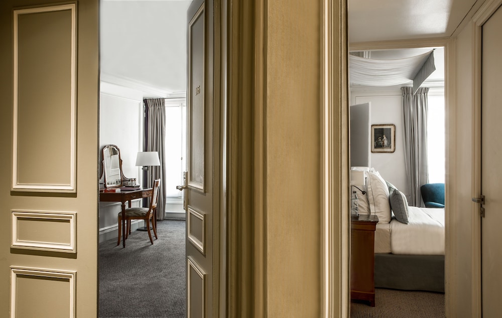 Hotel Mansart 36/63