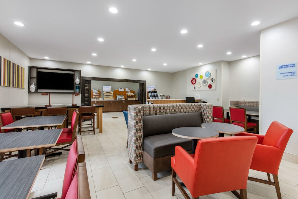 Holiday Inn Express Henderson N Evansville South 38/40