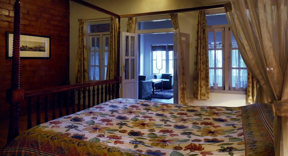 LUXURY, DOUBLE BED