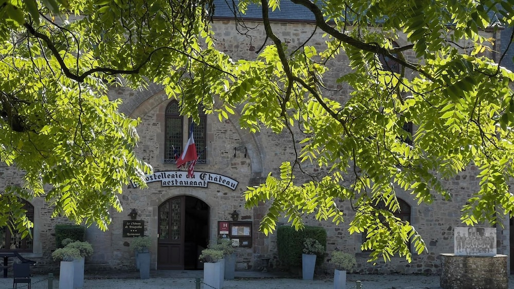 Le Chateau de Bricquebec 25/32