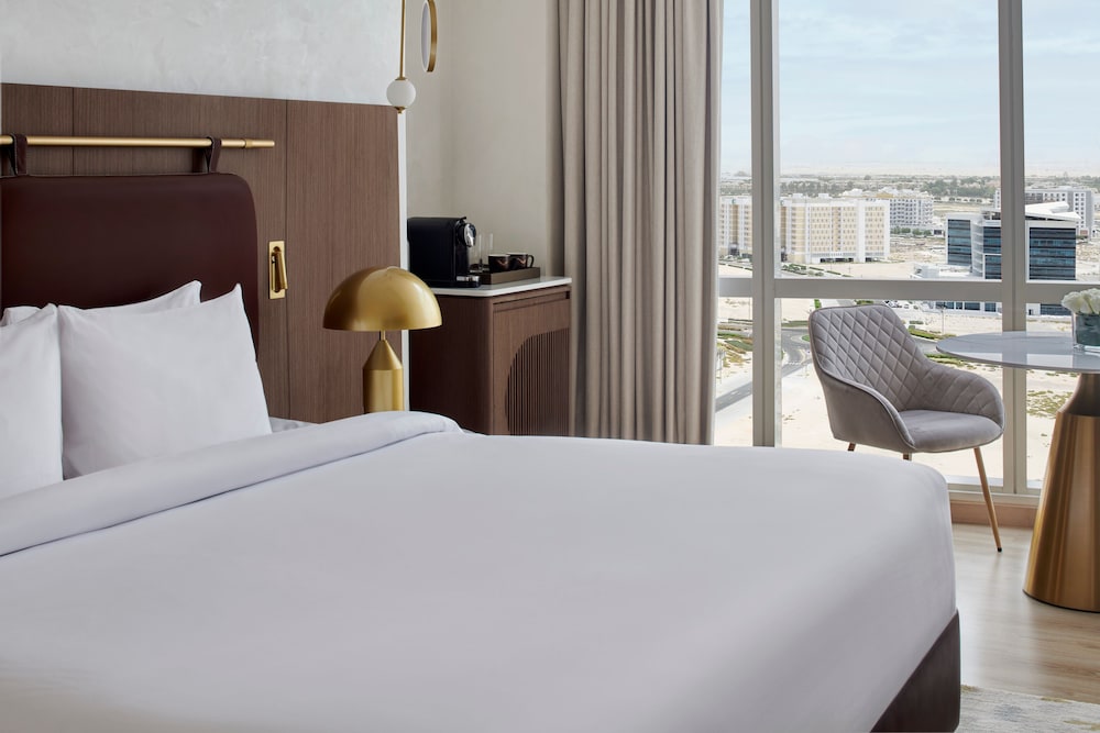 Movenpick Jumeirah Village Triangle 32/82