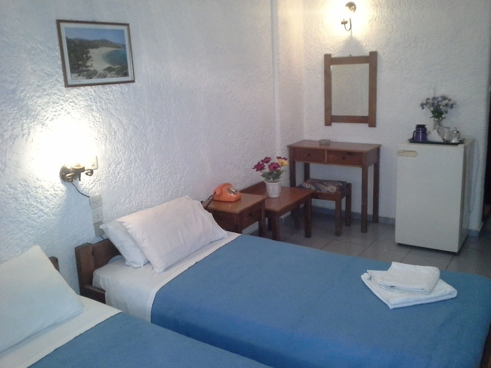 Despina Hotel 6/27