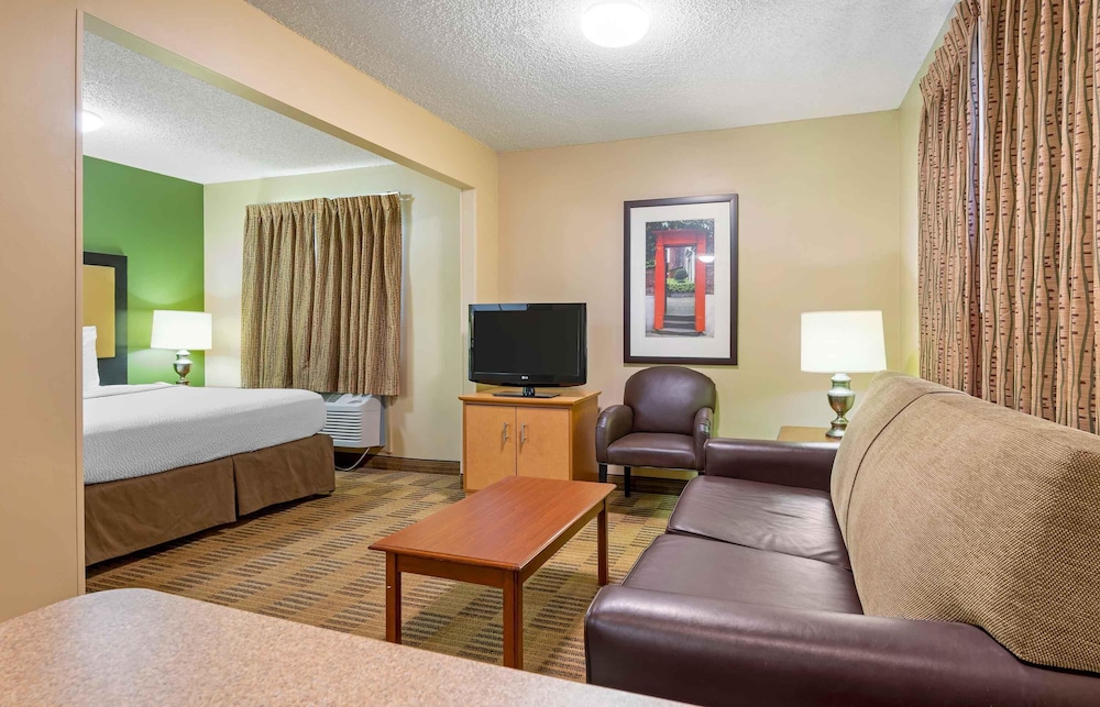 Extended Stay America - Cleveland - Middleburg Heights 40/50