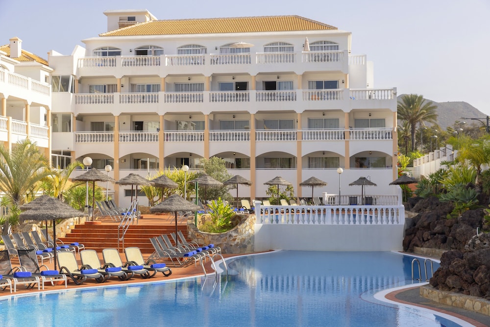 Whala!tenerife 2/65