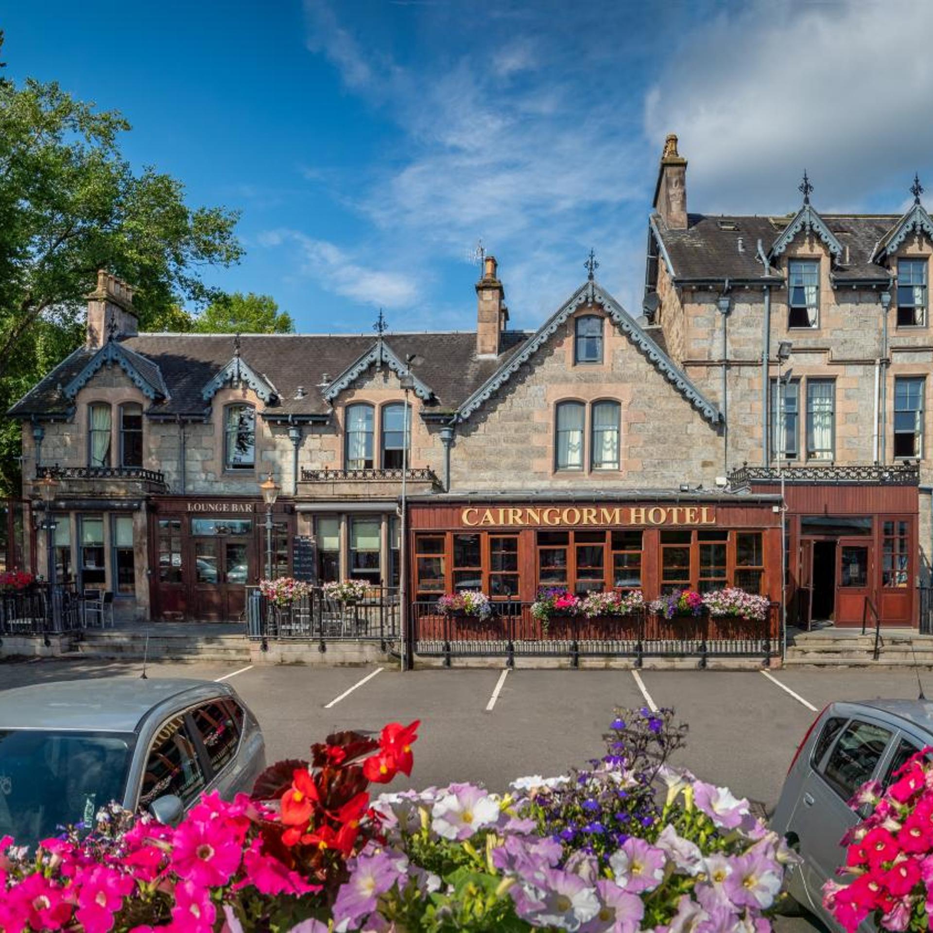 Cairngorm Hotel 3/55