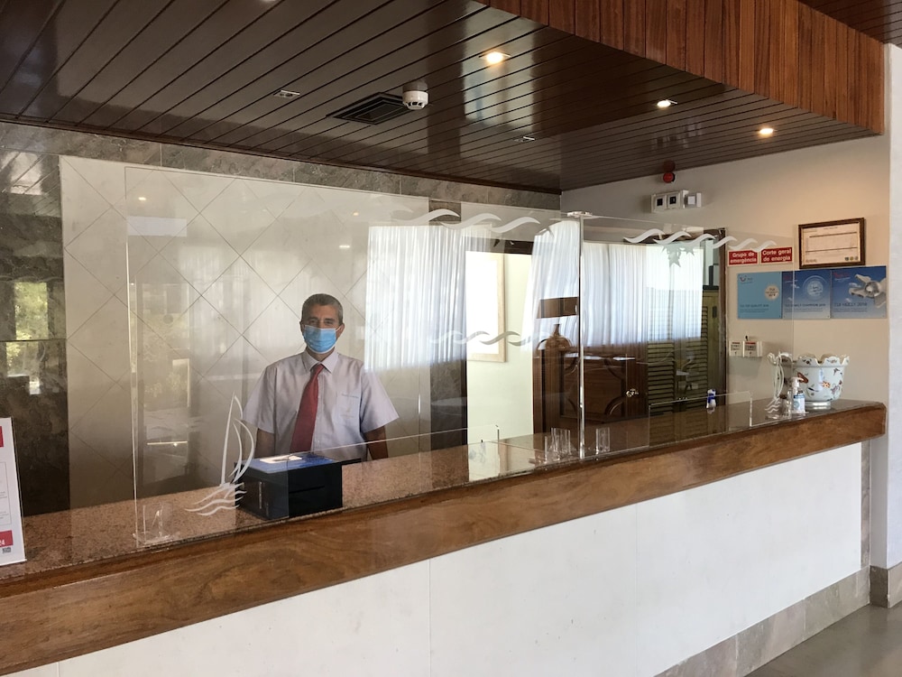HOTEL ALISIOS 5/50