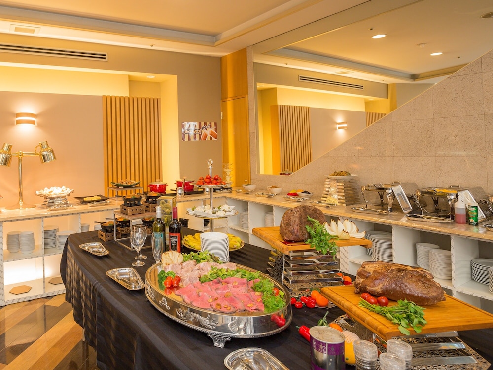 Apa Hotel Fukuoka Watanabedori 37/47