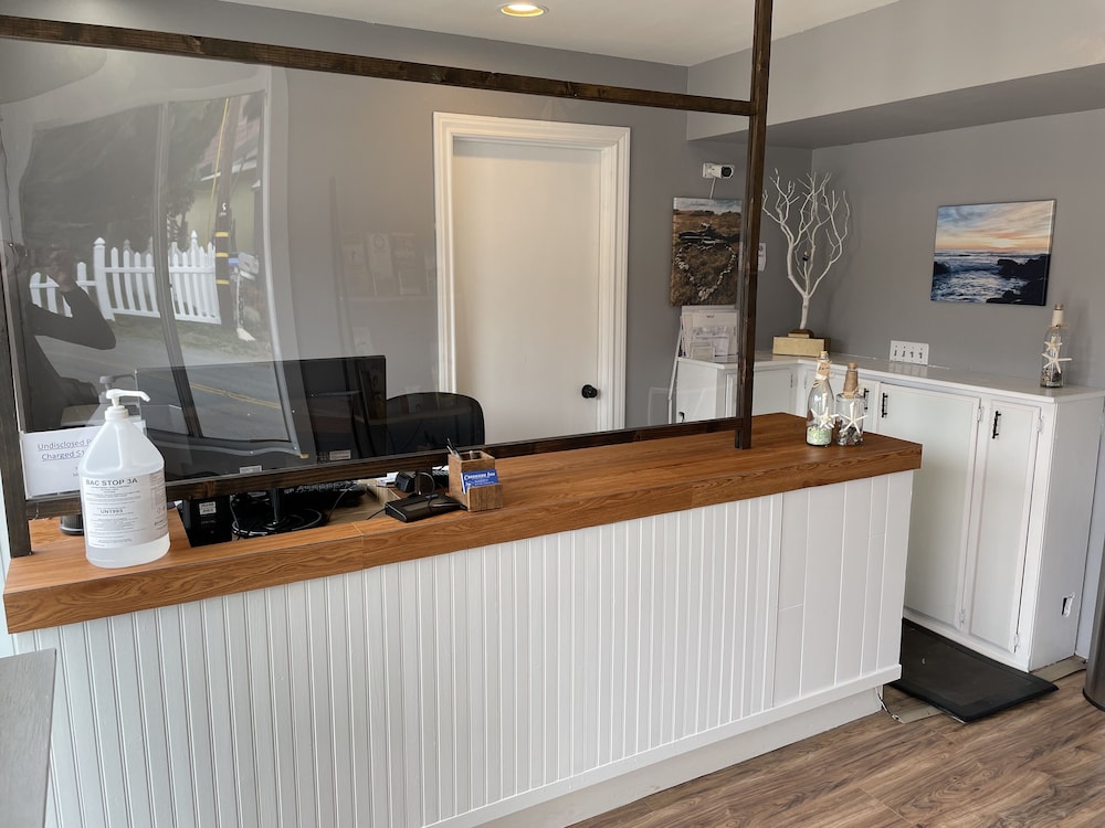 Creekside Inn Downtown 4/42