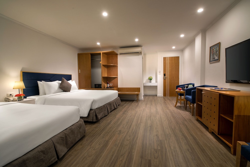 Bonsella Cozy Hotel 7/45