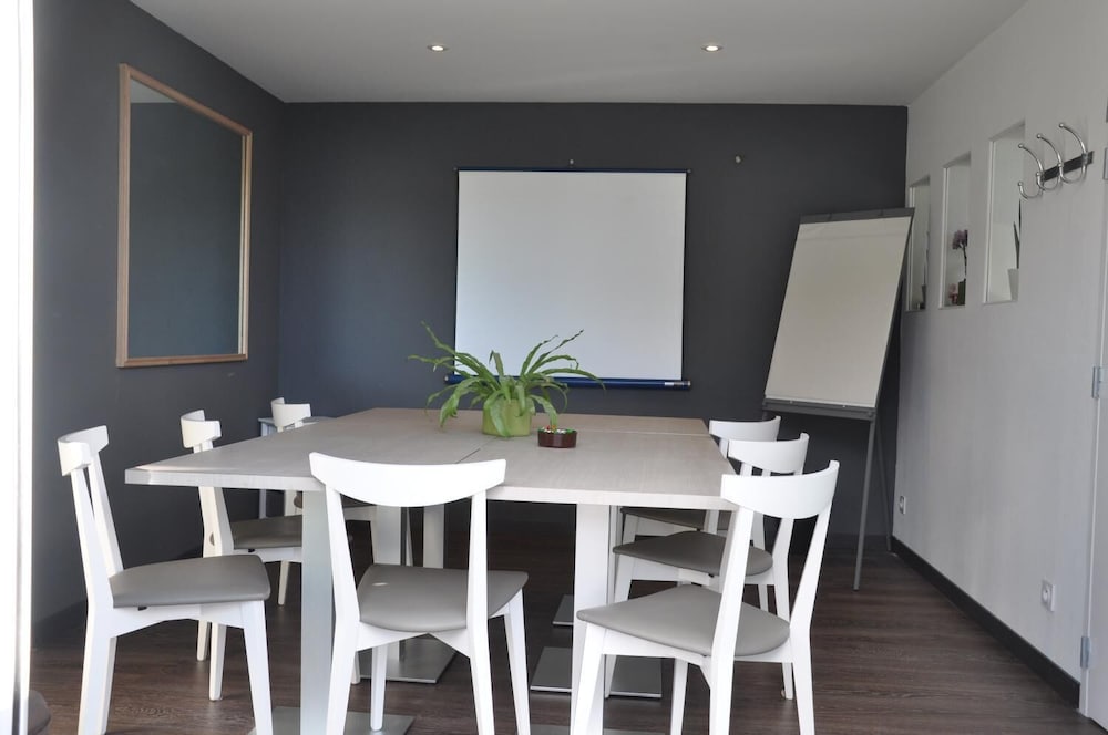 Fasthotel Toulouse Blagnac Aeroport 29/37