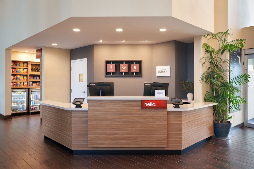 Lobby at TownePlace Suites by Marriott Miami Kendall West, MIAMI - FL