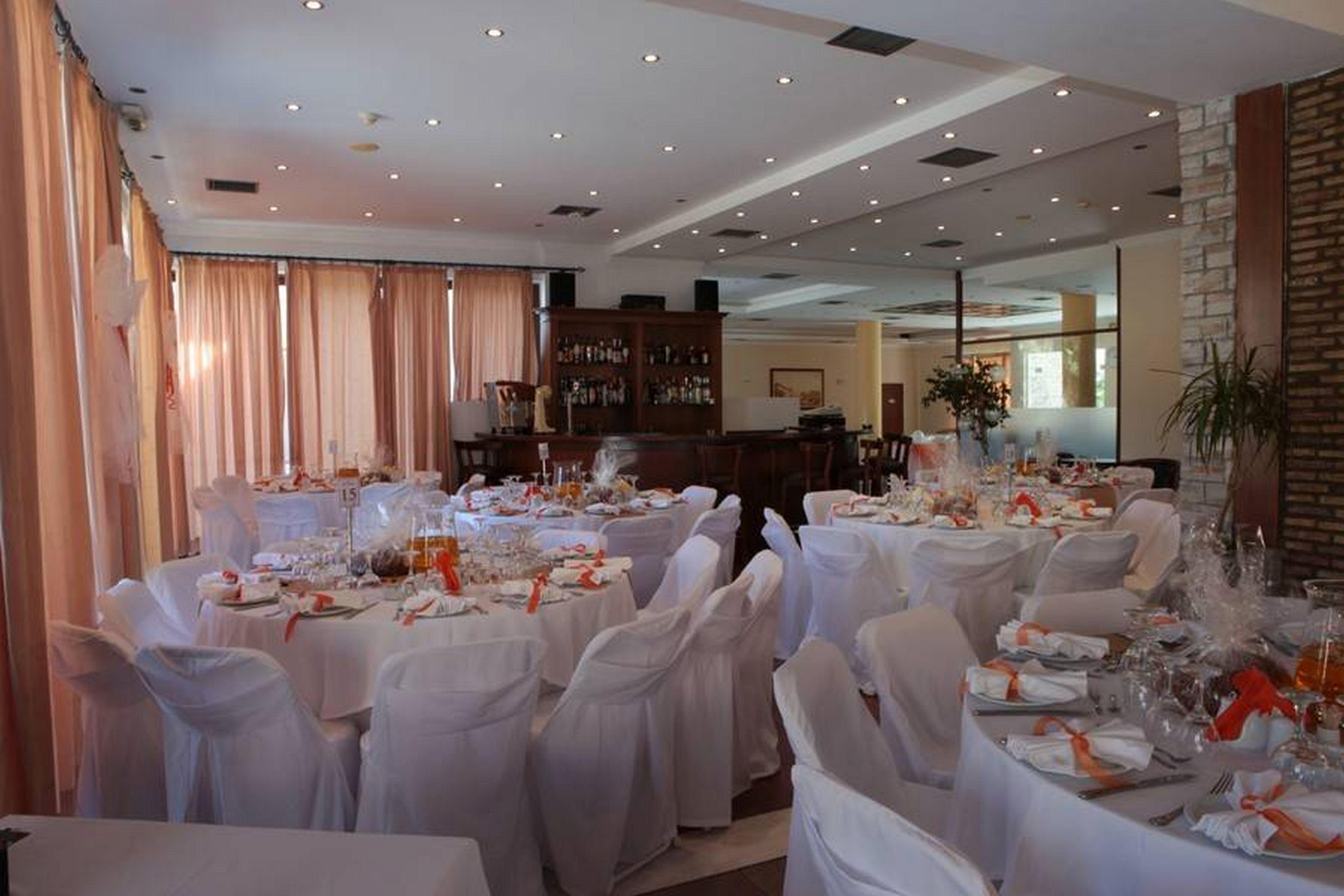 Hotel Zante Village 7/11