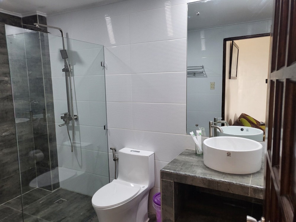 Manarra Seaview Resort 63/67