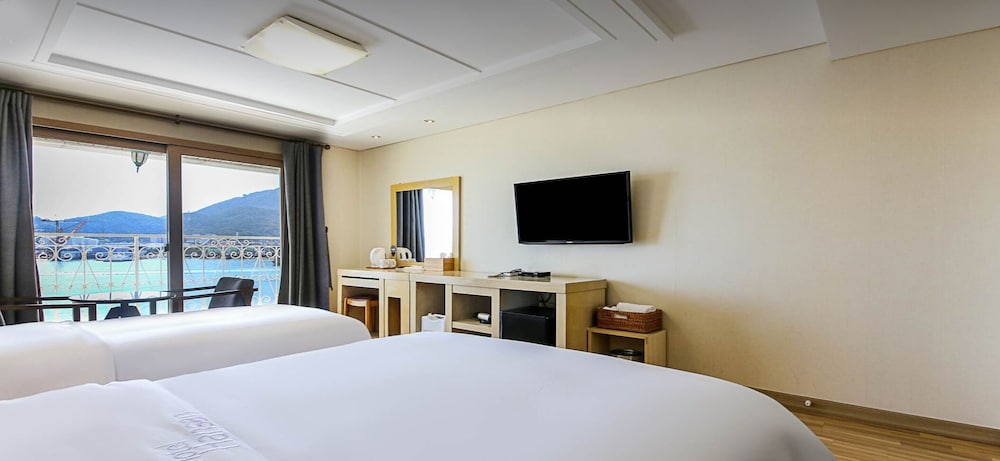 Hansan Hotel 14/28