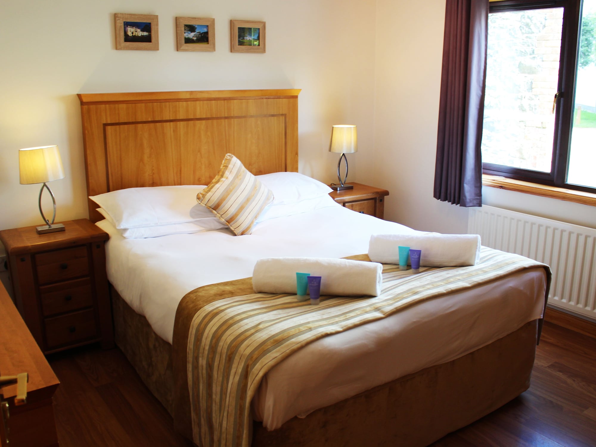 Log, Cabin, 4 Double Beds