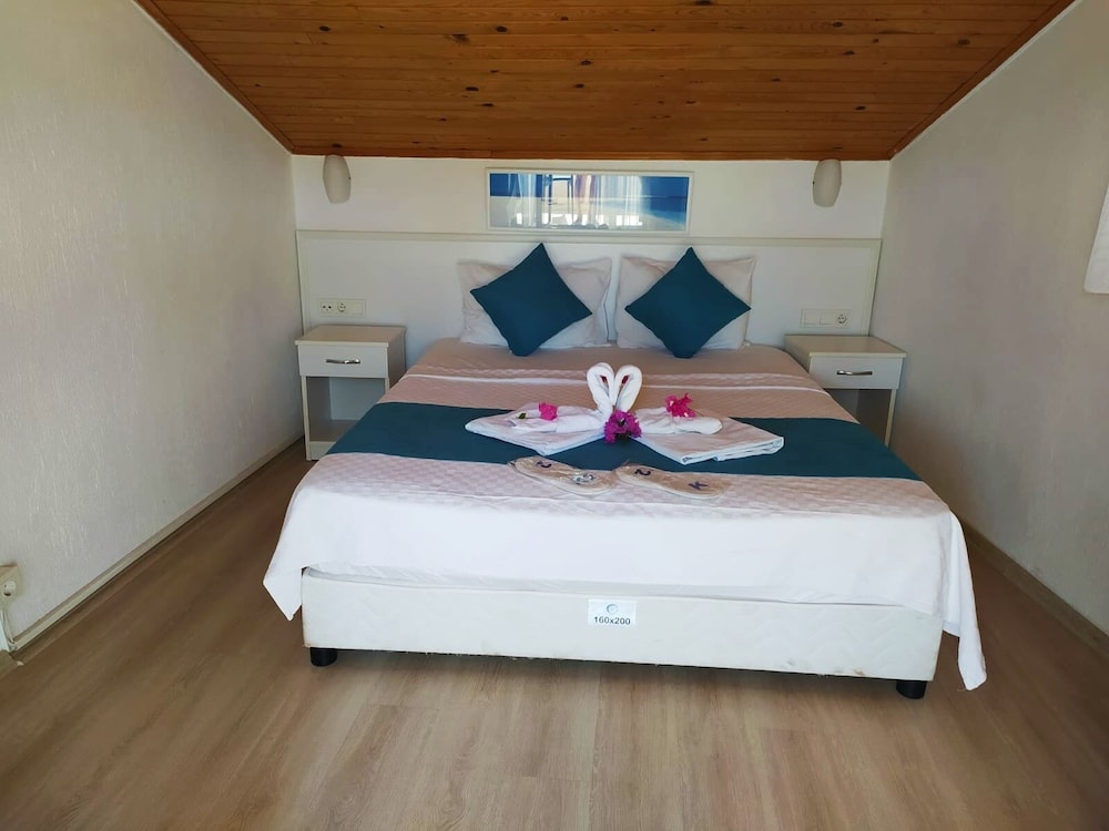 Alya Hotel Gocek 12/70
