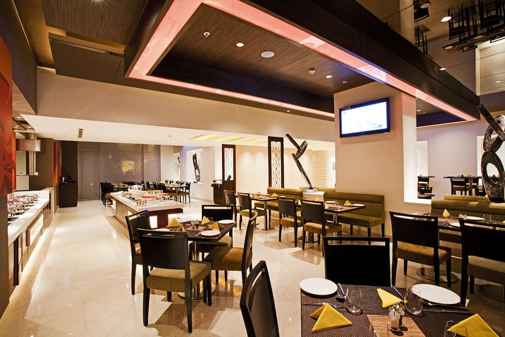Ibis Mumbai Airport - An Accorhotels Brand 46/69