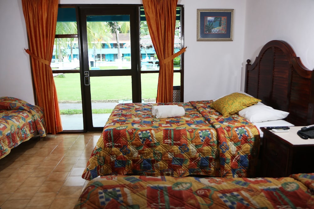 Beach Break Resort 29/75