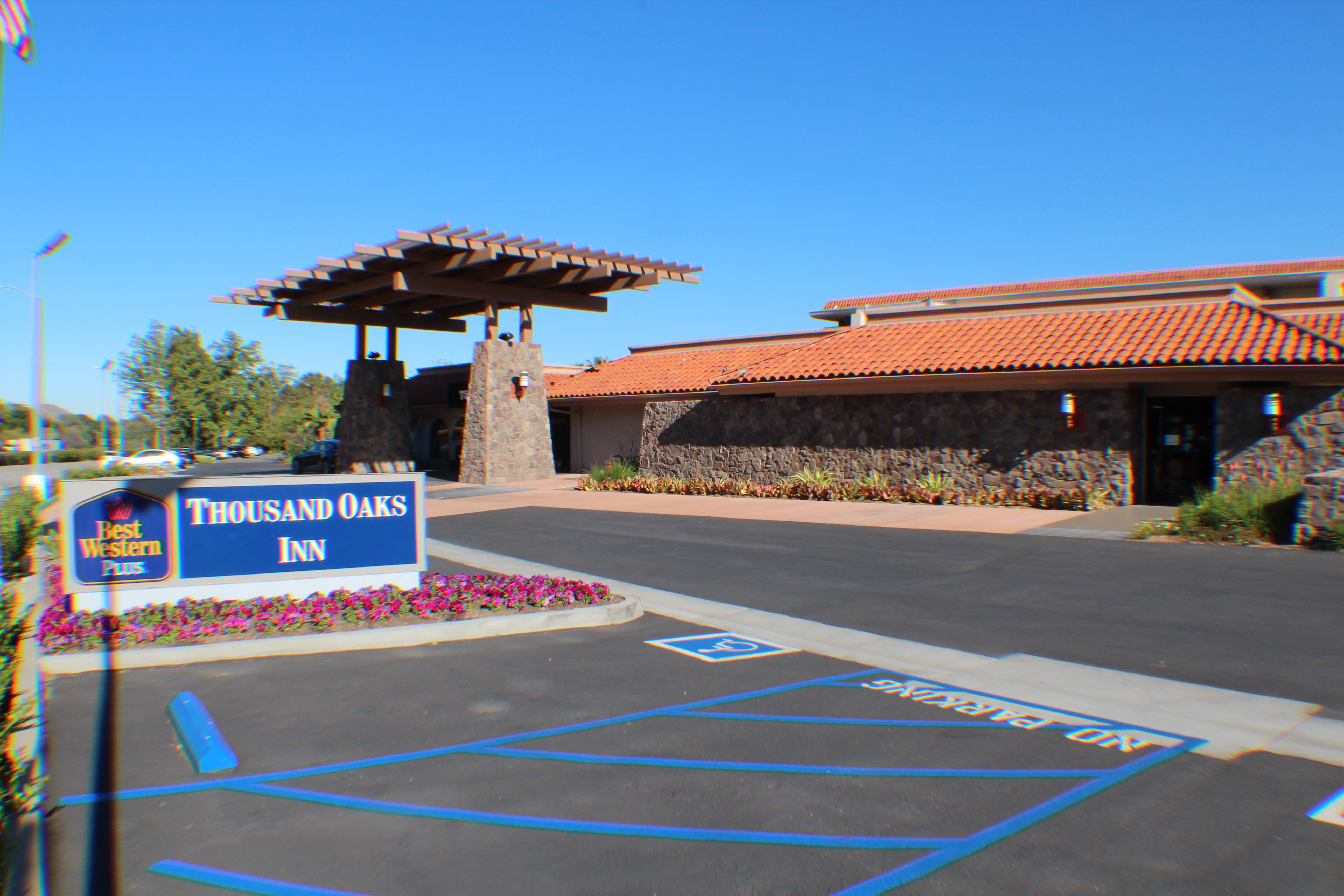 Best Western Plus Thousand Oaks Inn 24/50