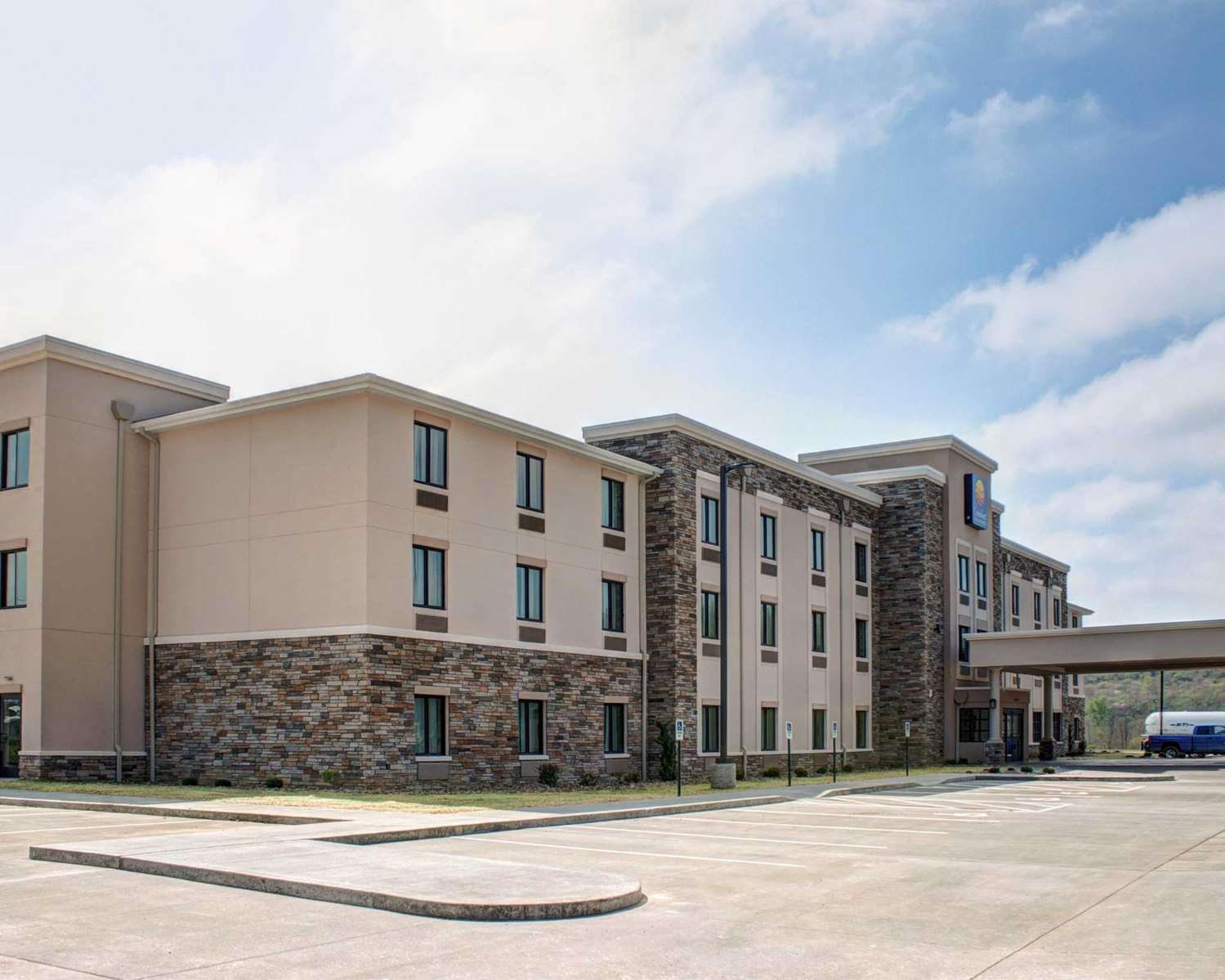 Comfort Inn & Suites Caldwell 7/54