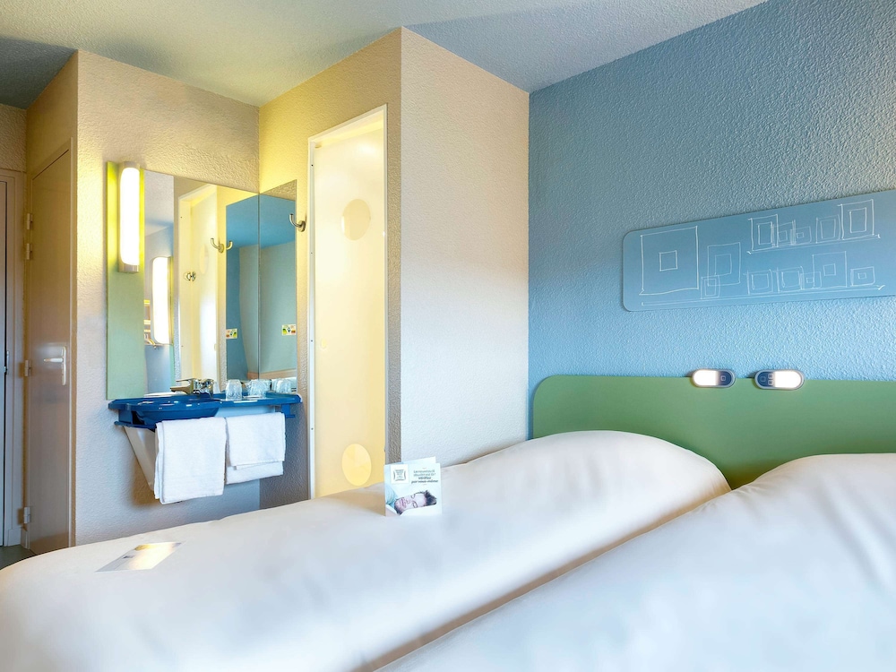 Ibis Budget La Roche Sur Yon 23/64