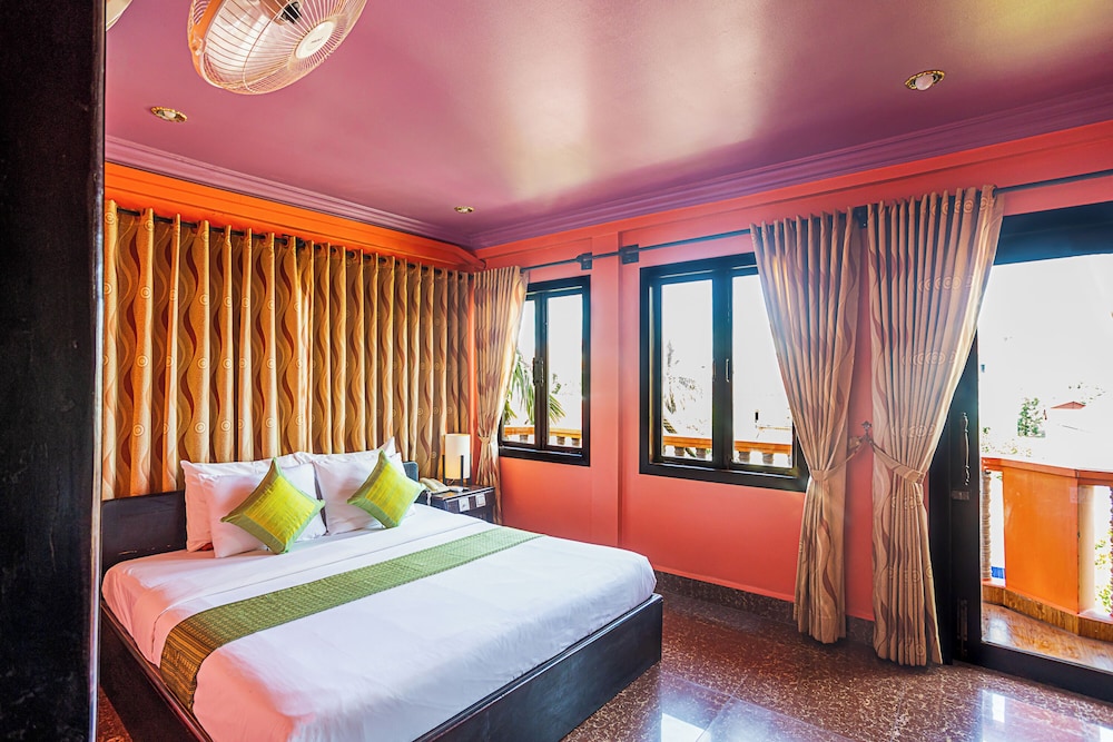 Golden Butterfly Villa 16/50