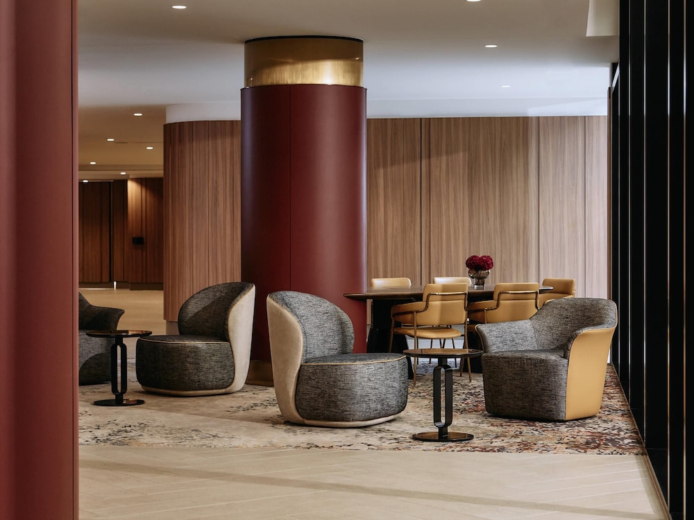 Mercure Melbourne Doncaster 41/70