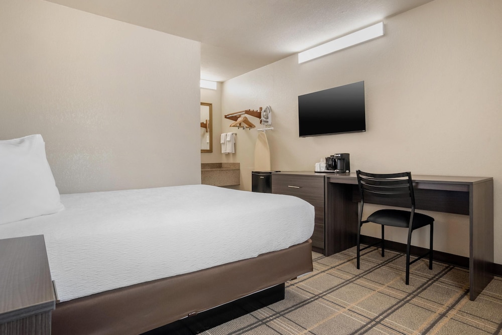 SureStay by Best Western Gonzales 12/26