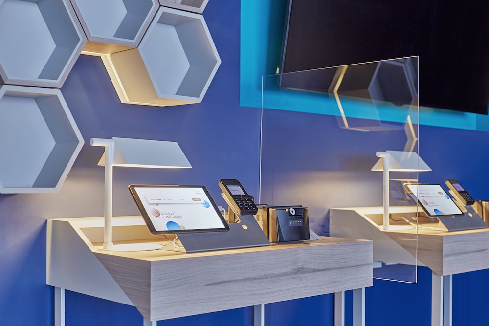 One Monclova Hotel 8/50