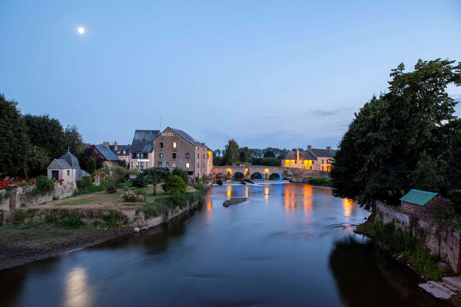 Best Western Le Moulin De Ducey 45/51