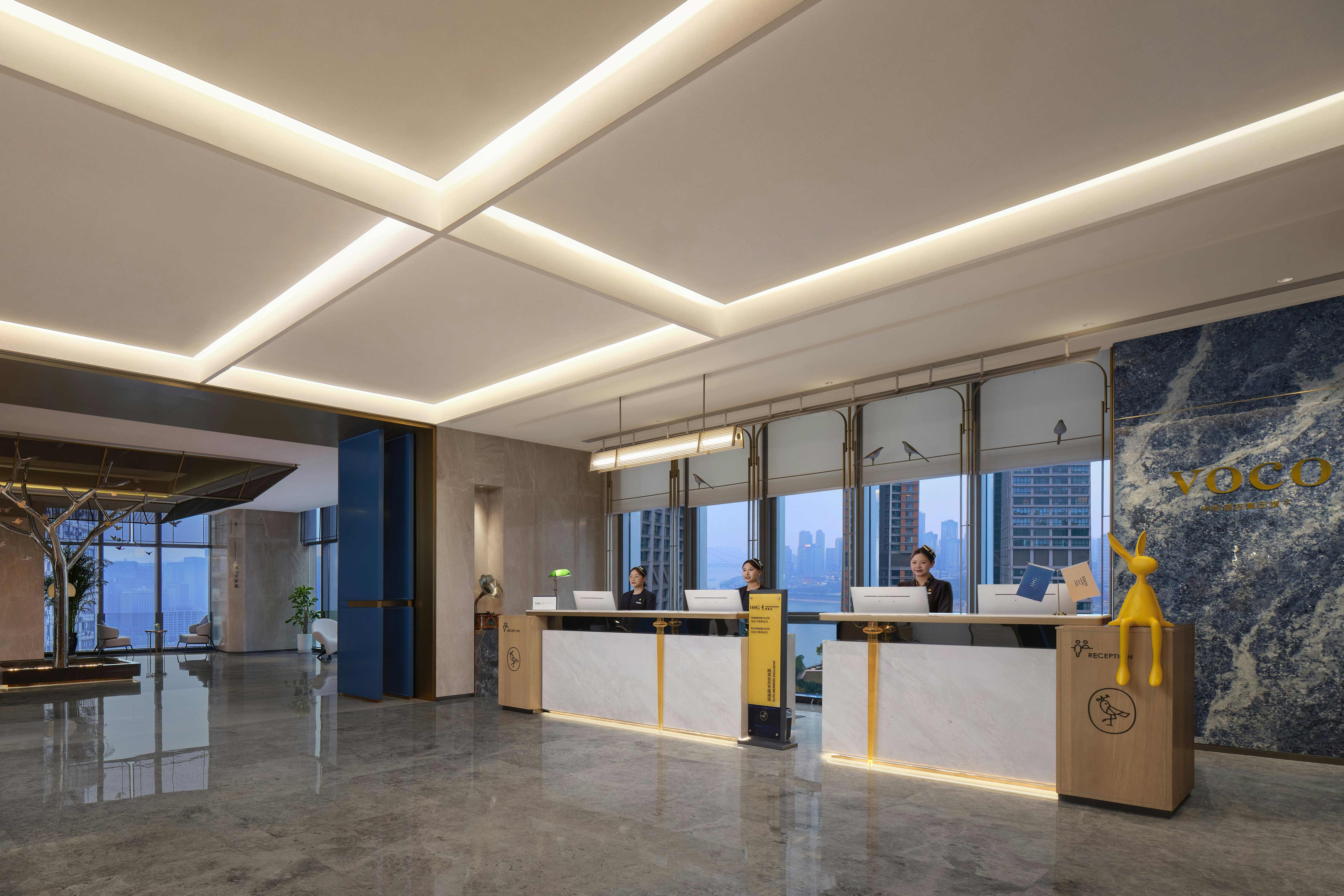 voco Chongqing Chaotianmen an IHG Hotel 3/50