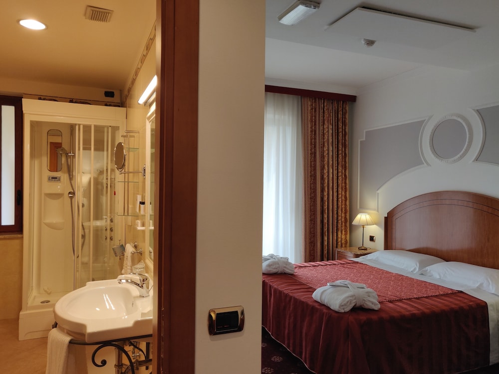 Parco Dei Principi Hotel 24/80