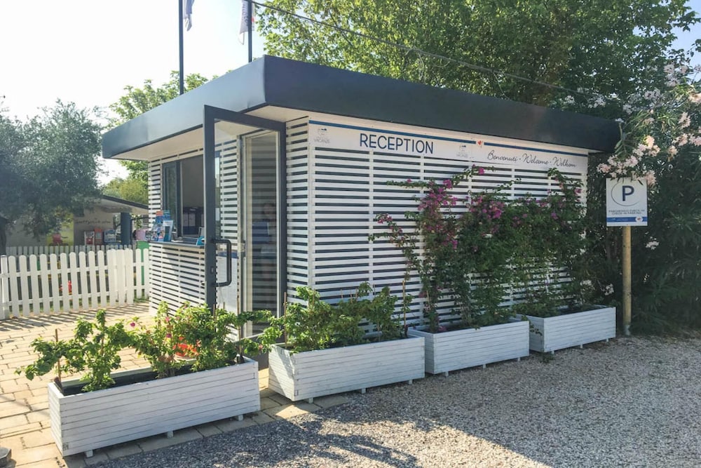 Vacanze Camping Boutique 2/50
