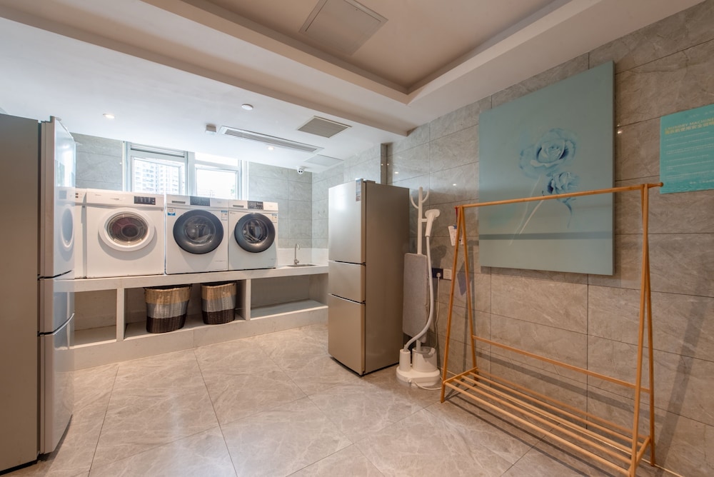 Pazhou XANA Deluxe International Hotel (Changgang Subway Metro Station Branch) 8/50