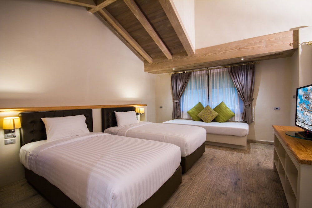 Mela Garden Retreat Cottage 32/75