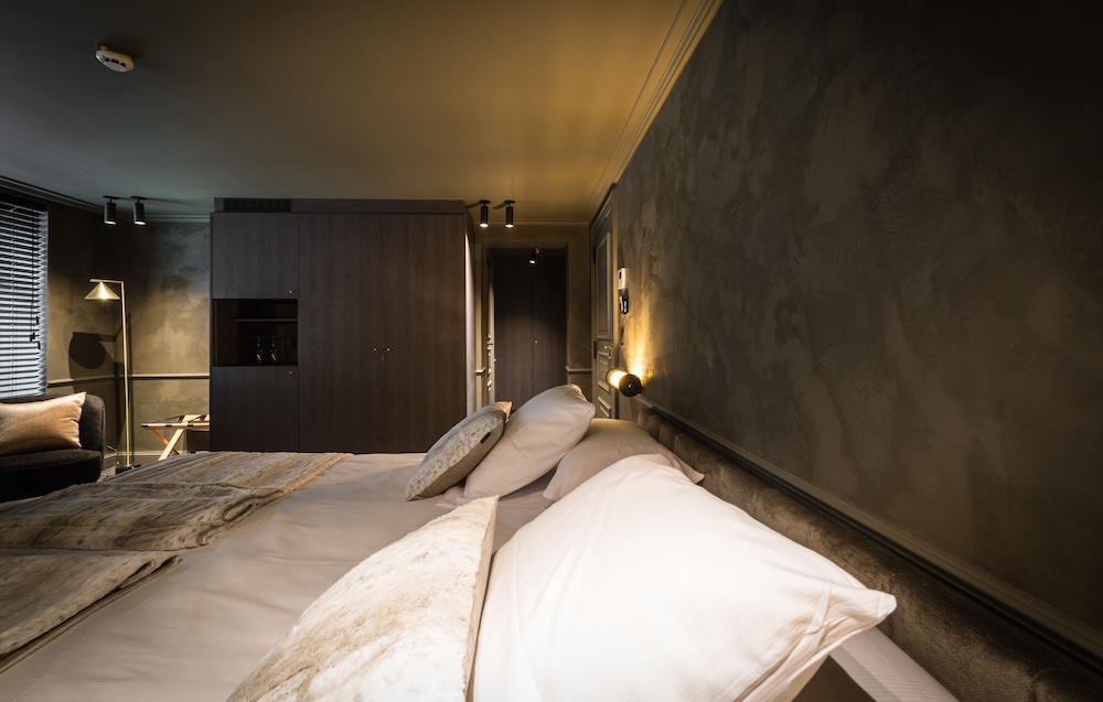 Hotel Sanglier 16/50