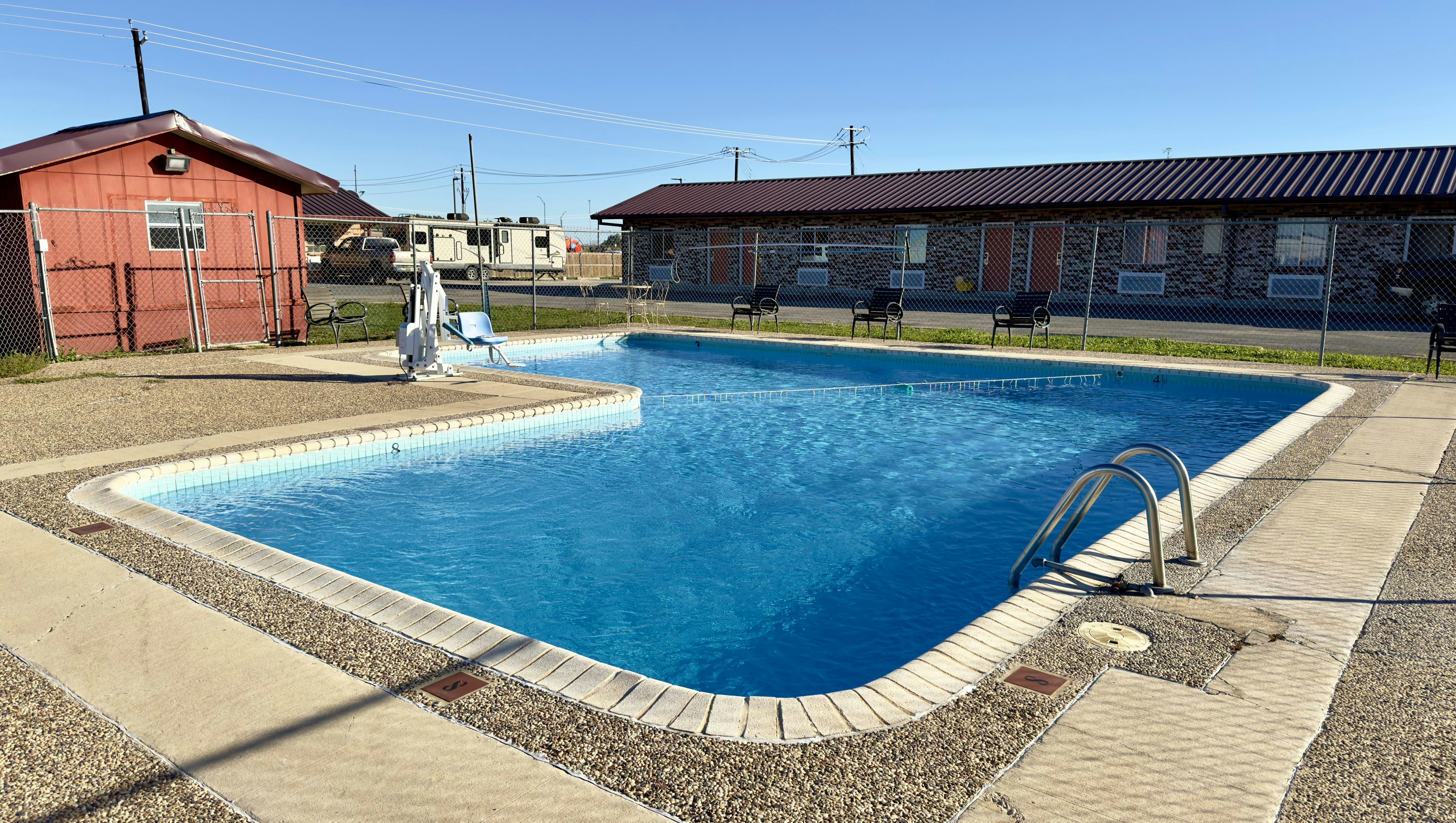 Regency Inn 38/38