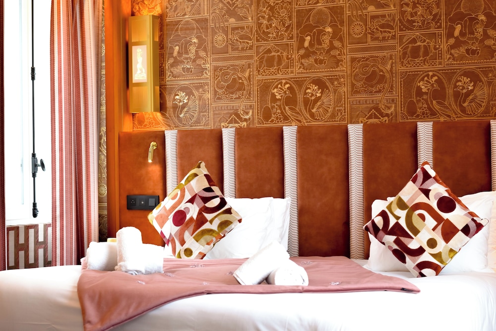 HOTEL BOHEM Sacre-Coeur 17/38