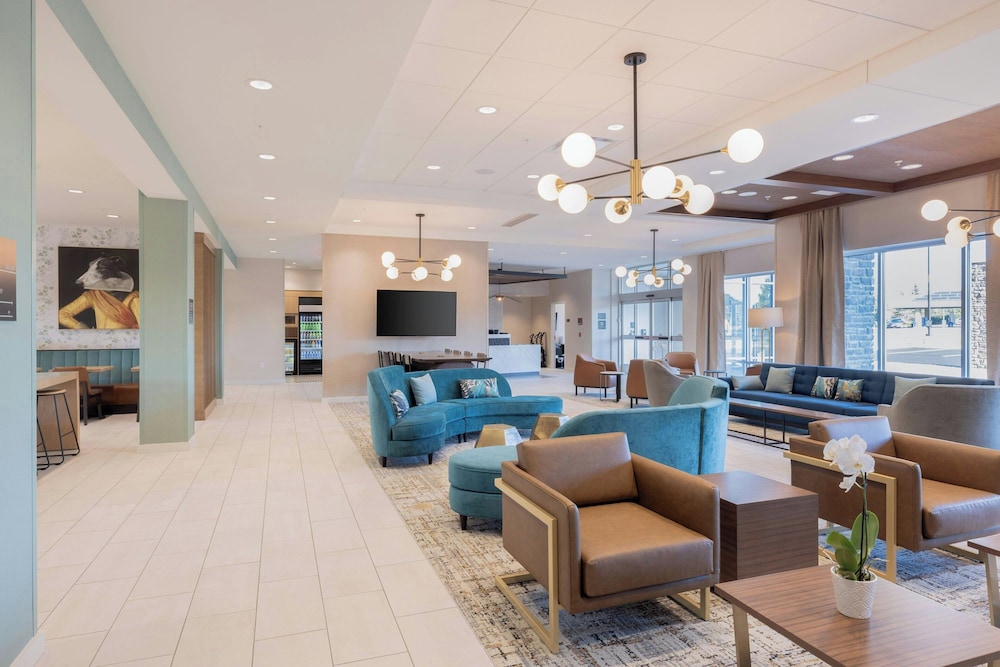 Fairfield Inn & Suites Dayton Beavercreek 19/27