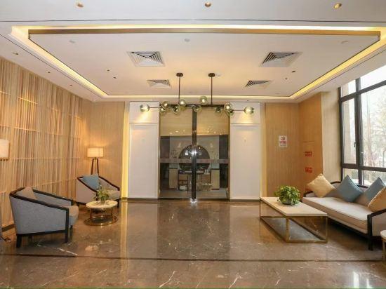 Puhua Hotel 23/27