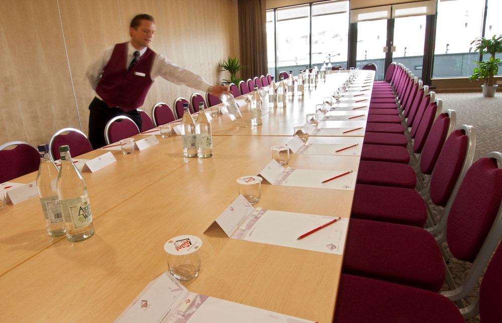 Future Inn Bristol 50/55