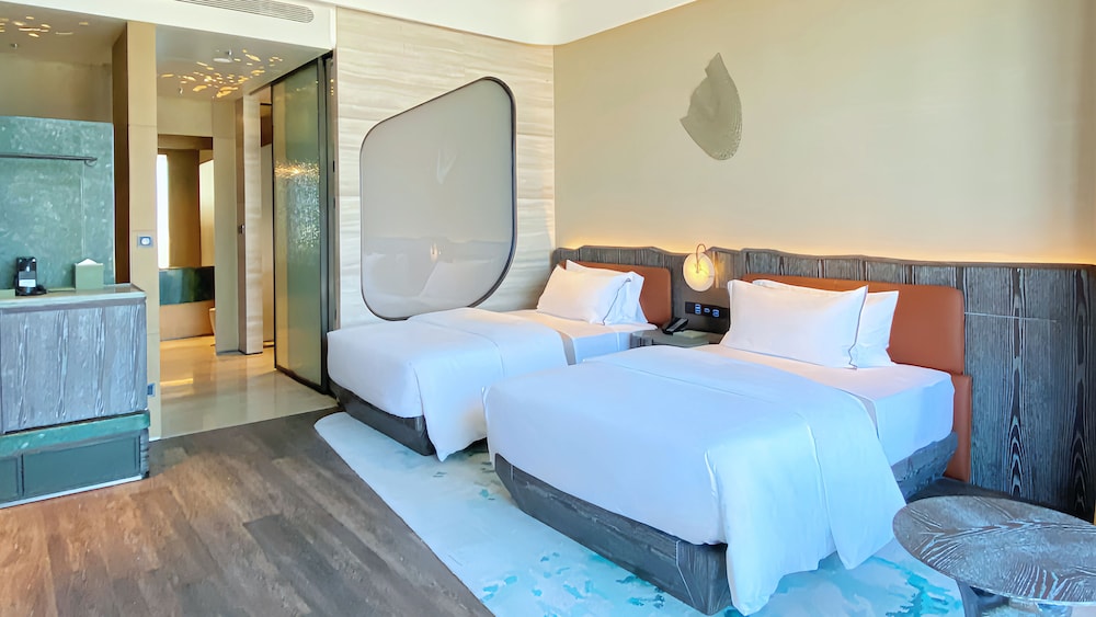 The Westin Yantai 8/50