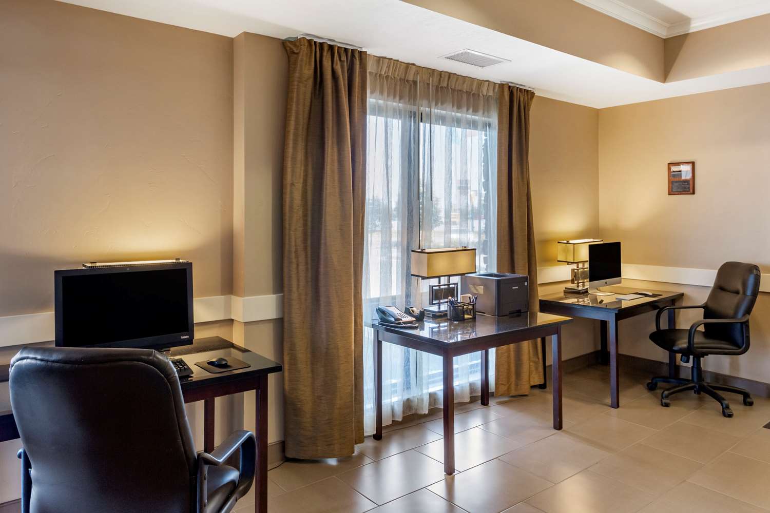 Comfort Inn & Suites Tooele-Salt Lake City 28/34