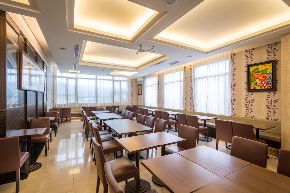 Formosan Naruwan Garden Hotel 40/44