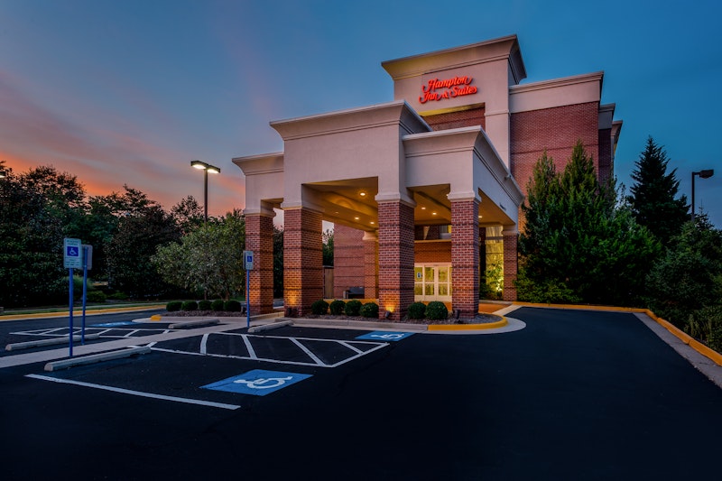 Hampton Inn & Suites Herndon - Reston 42/42