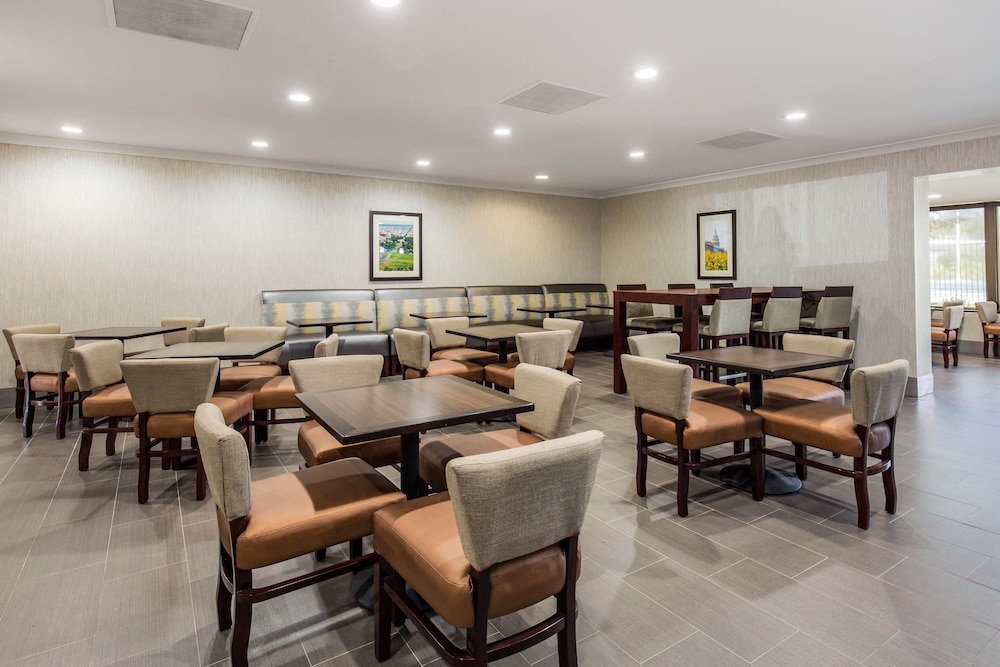 Comfort Inn College Park North 22/30