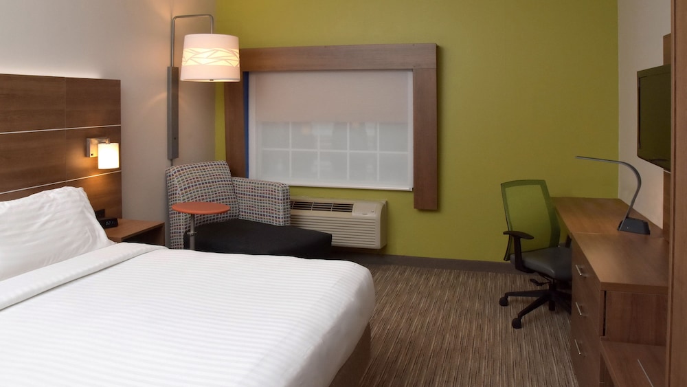 Holiday Inn Express Mount Pleasant Scottdale 13/44